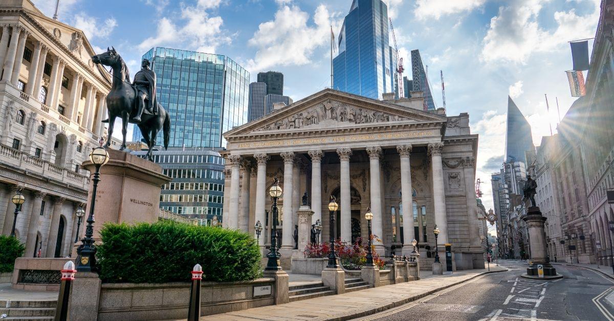 The New Central Bank Problem: Why “On Hold” Policies Still Create Market Volatility